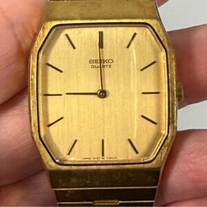 Seiko gold tone 80’s tank watch 7430 5079 water resistant